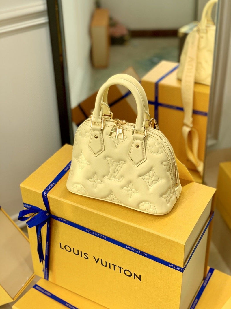 Borsa LV