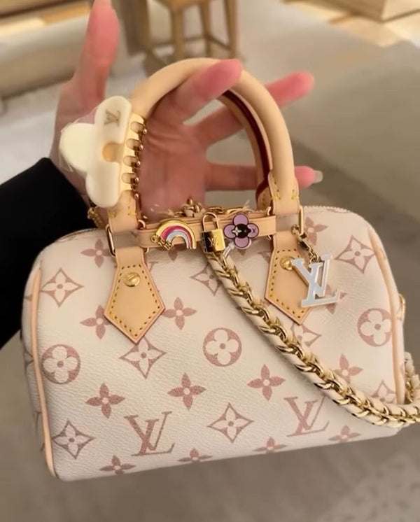 Borsa LV