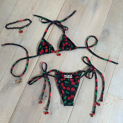 Bikini cherry