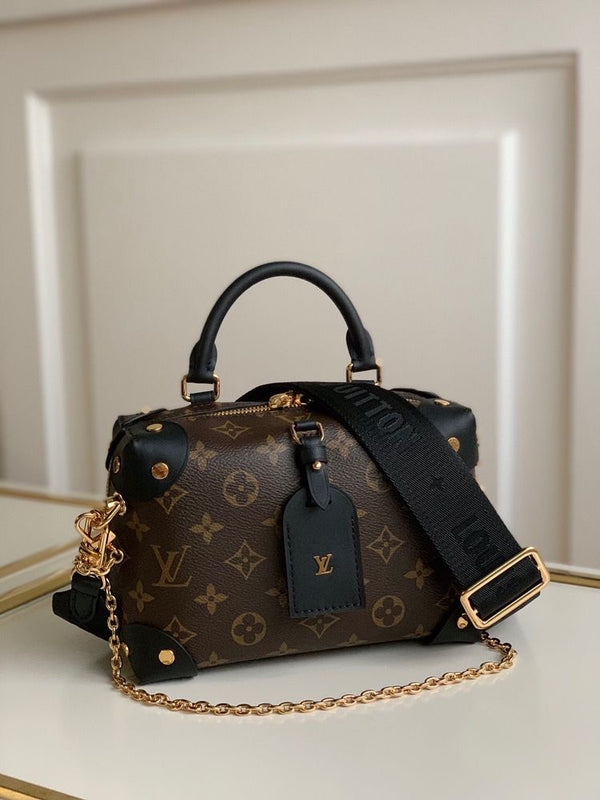 BORSA L.V