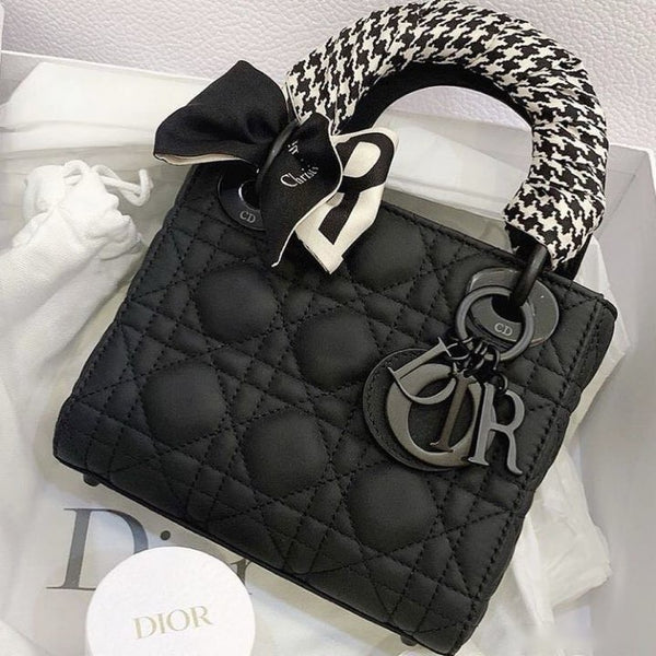 Borsa DIO